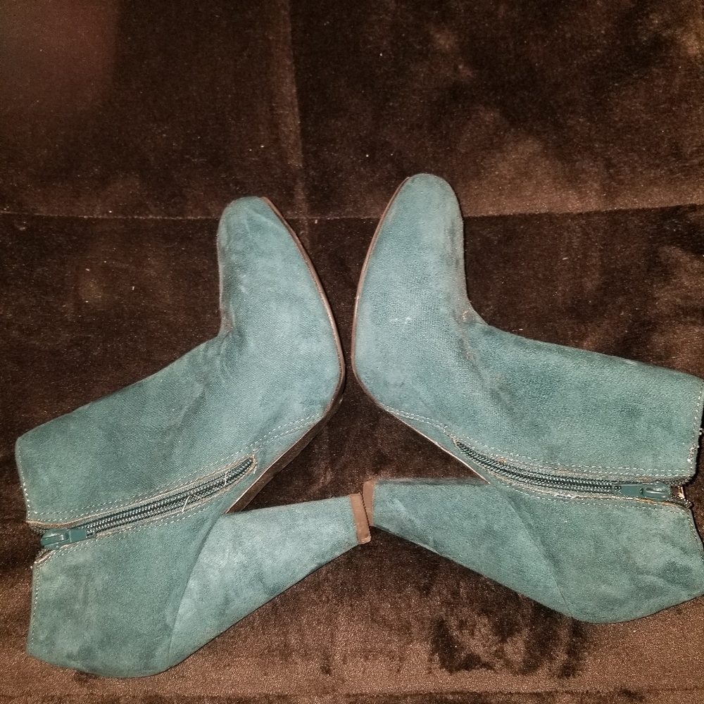 Guess booties
